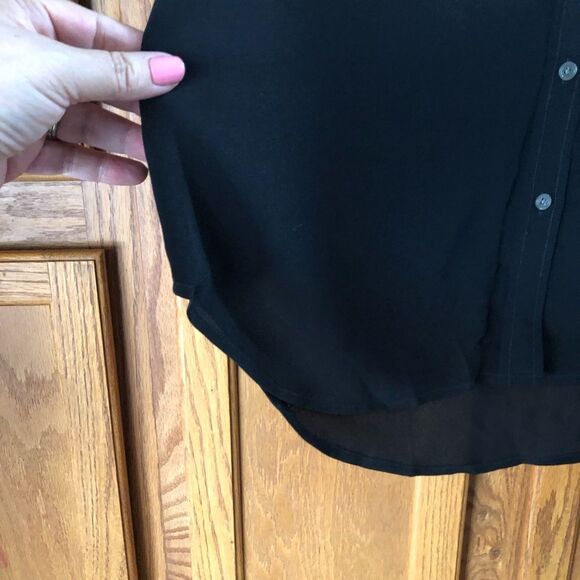 Everlane The Clean Silk Relaxed Button Down Shirt Black - 4 - Picture 8 of 14
